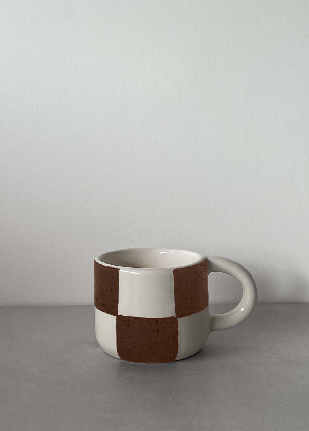 Checkered Mug- Brown + White